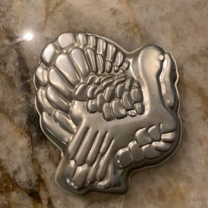 Vintage turkey cake Pan